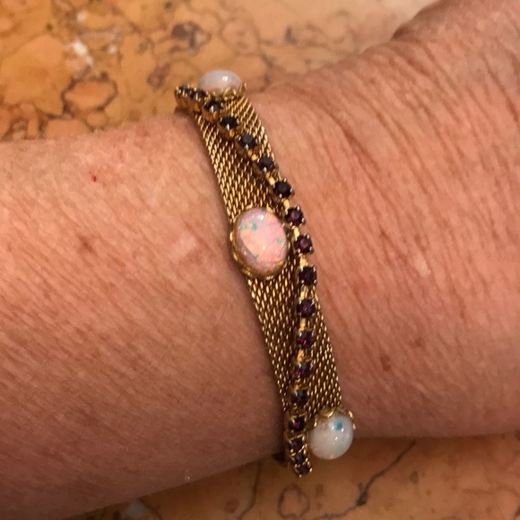 Vintage Jewelry - Gold tone mesh bracelet-purple & “opal” stones
